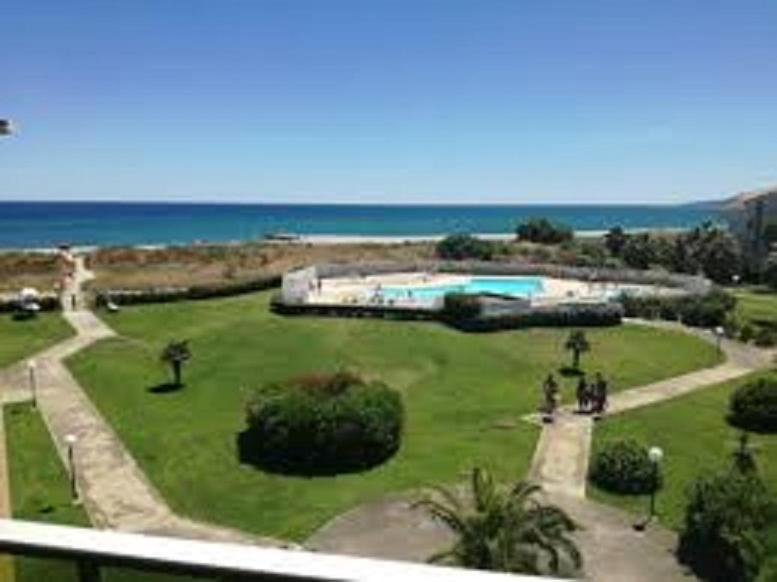 Les Goellettes : Vue Mer Et Piscine Saint-Cyprien  Buitenkant foto